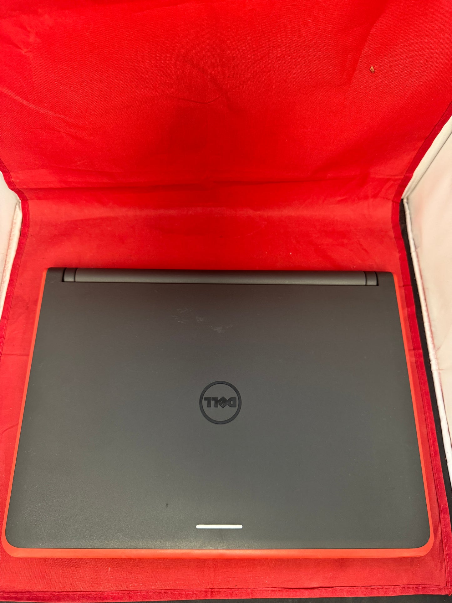 Dell Latitude 3350 (Red Trim) Intel i3-5015U @ 2.10 GHz - 128/256GB SSD - 8GB RAM - Windows 11 Pro